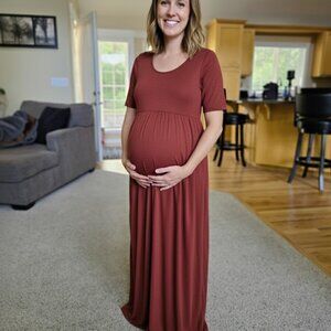 NWT Pink Blush sz Medium maternity maxi dress